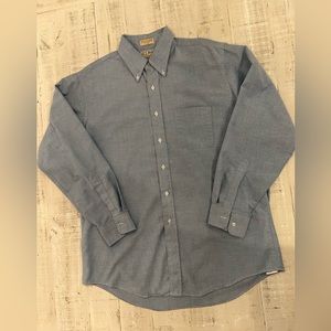 L.L. Bean mens button down shirt ~ Size 17 - 35 (XL) ~ made in the USA